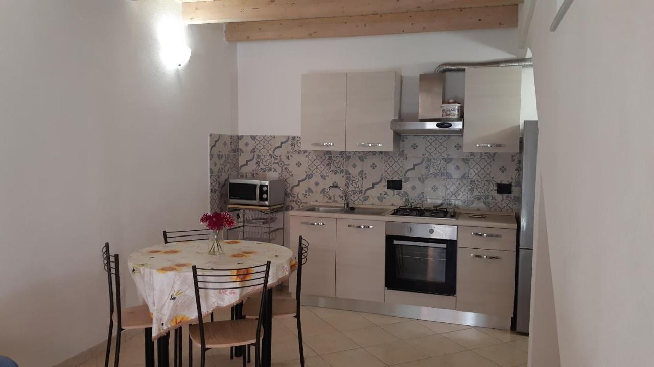 I Tre Ponti Apartment Borgonovo Bagian luar foto