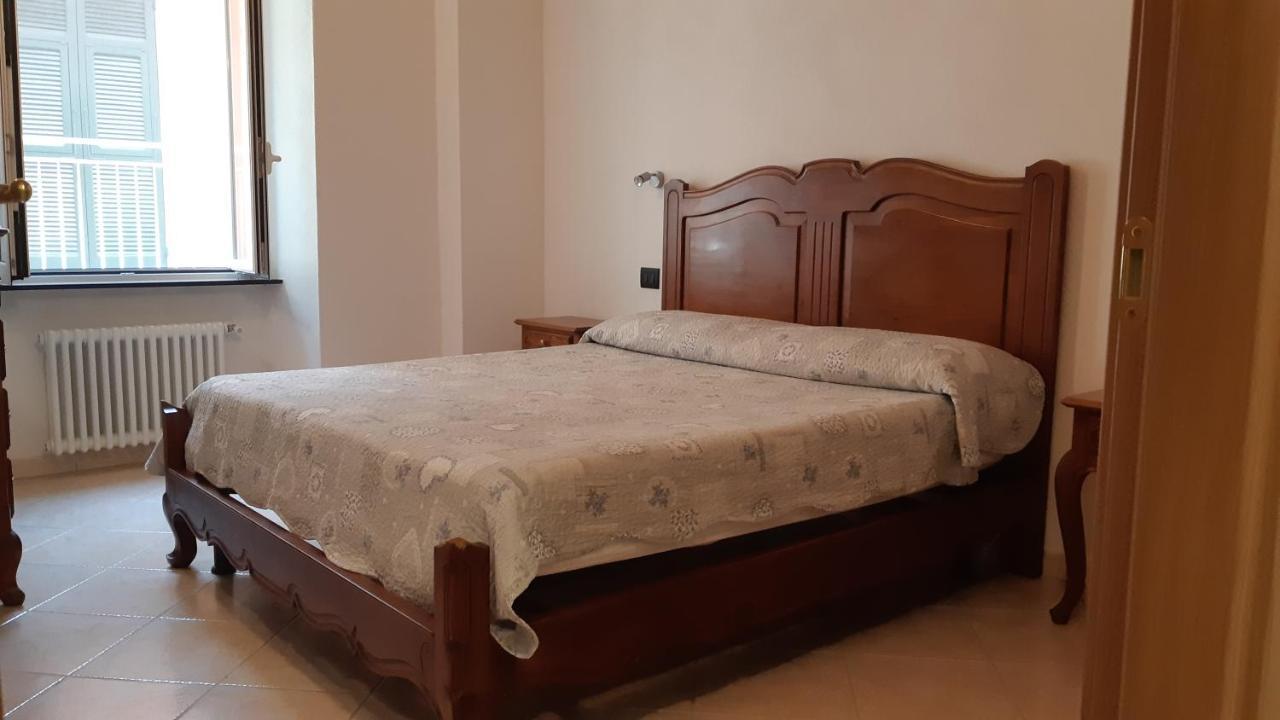 I Tre Ponti Apartment Borgonovo Bagian luar foto